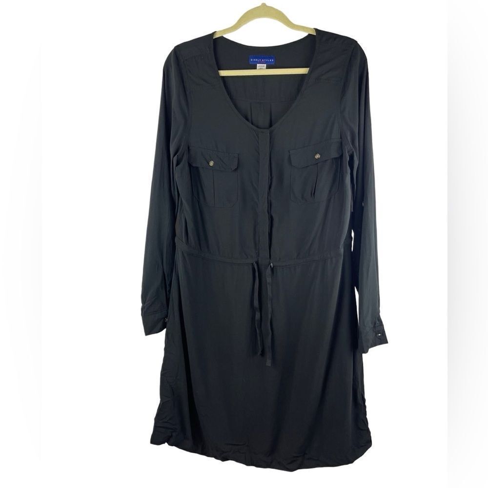 Simply styled black long sleeve mini dress w waist tie hidden front buttons sz L